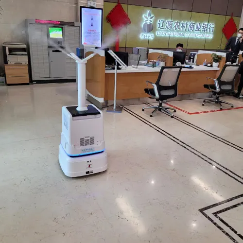 autoxing-disinfection-robot